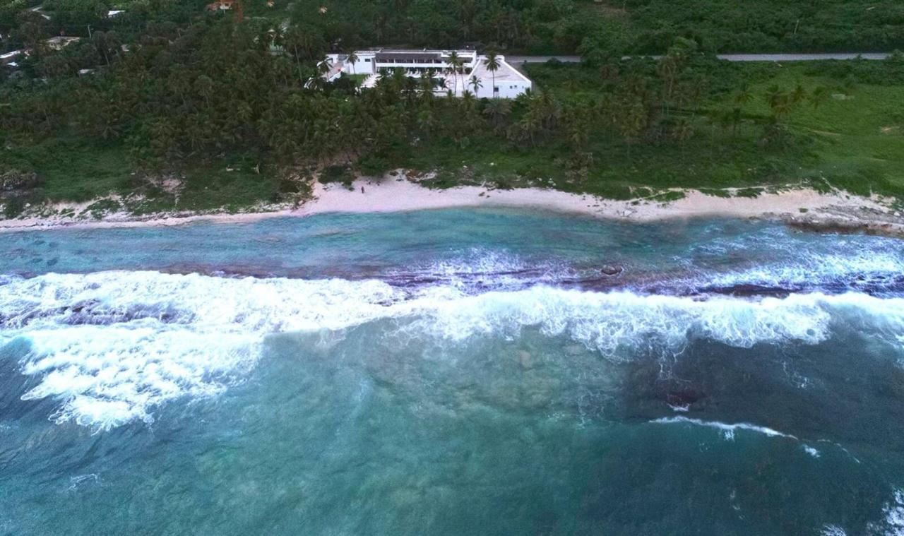 Oasi Encantada - Beach Resort Barahona Exterior photo